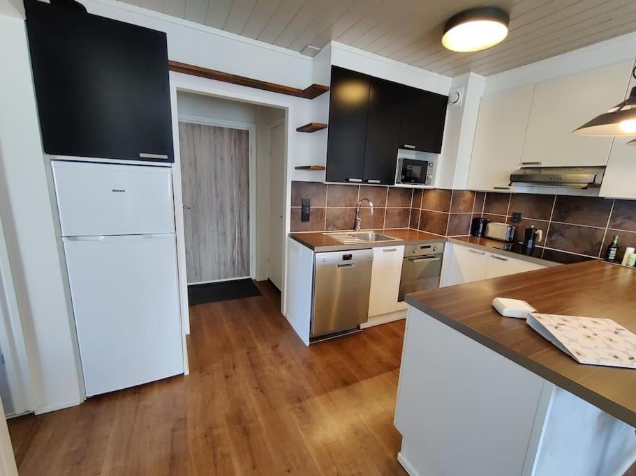 Private Apartment Near Ruissalo, Castle, Harbour - Ac, Free Parking Turku Bagian luar foto